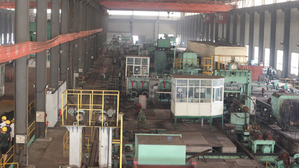 直縫鋼管生產(chǎn)車間 (2)